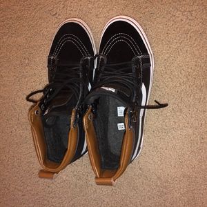 black mens vans